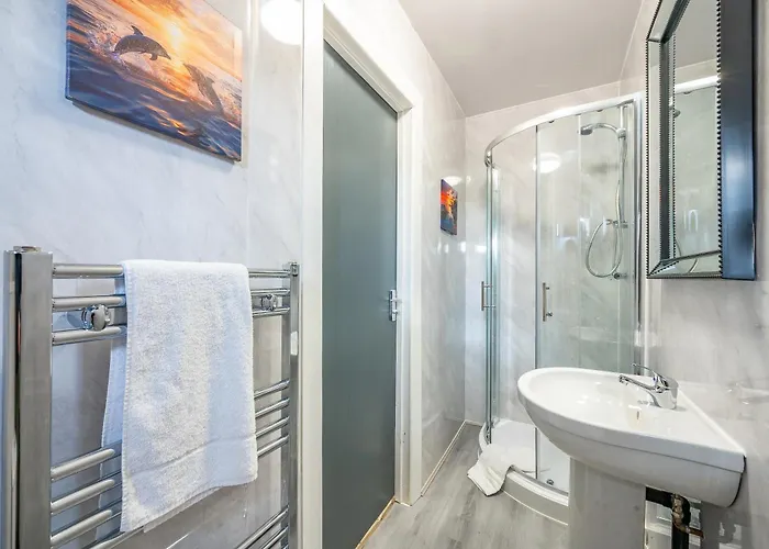 *ra246* For Your Relaxed & Cosy + Free Parking + Free Fast Wifi * Leeds (West Yorkshire)